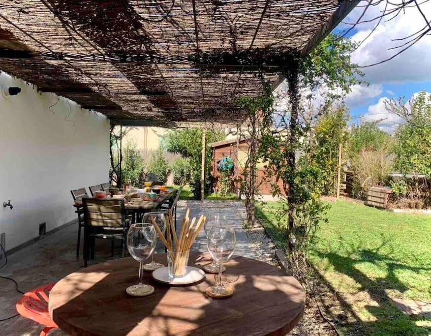 Villa Maison De Spacieuse & Cosy LʼIsle-sur-la-Sorgue