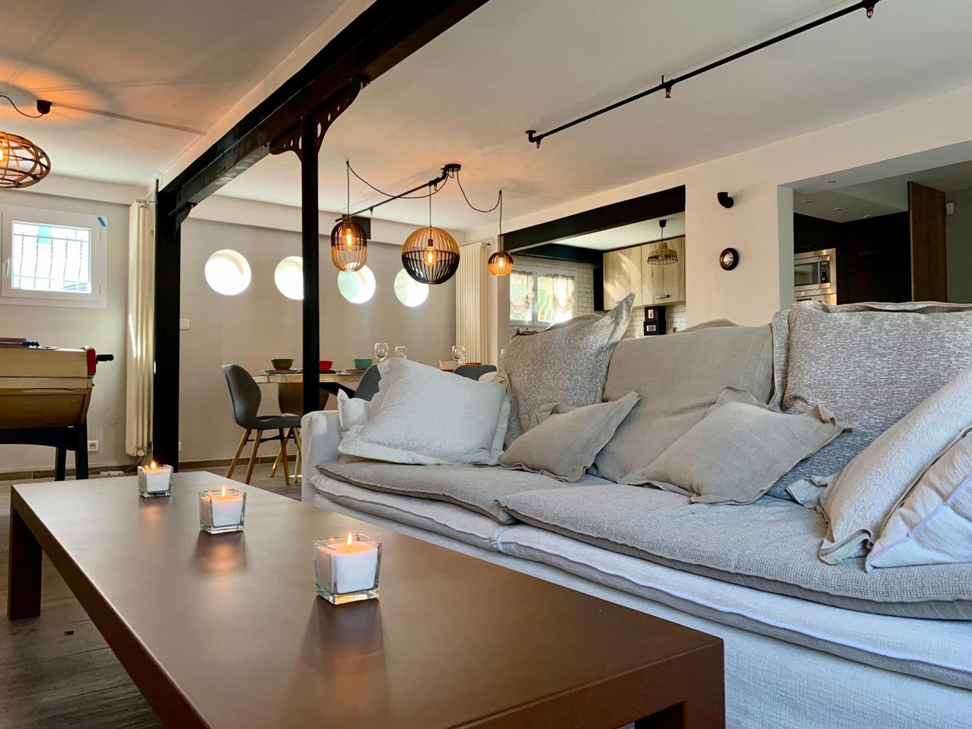 Maison De Spacieuse & Cosy LʼIsle-sur-la-Sorgue